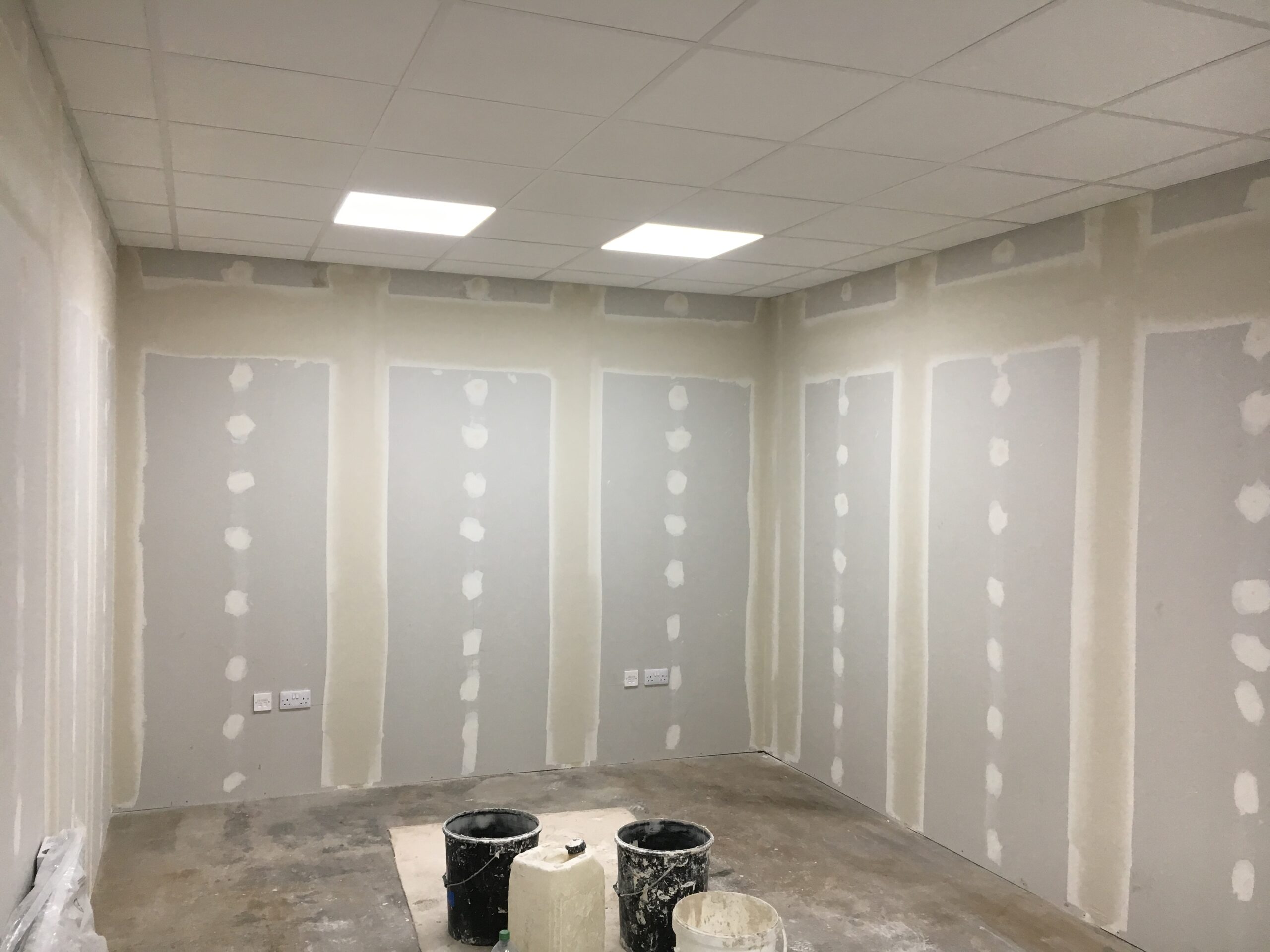 dry lining contractor Plymouth